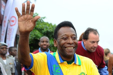 Cinco hobbies do Rei do Futebol. O que o lendário Pelé faz fora de campo?